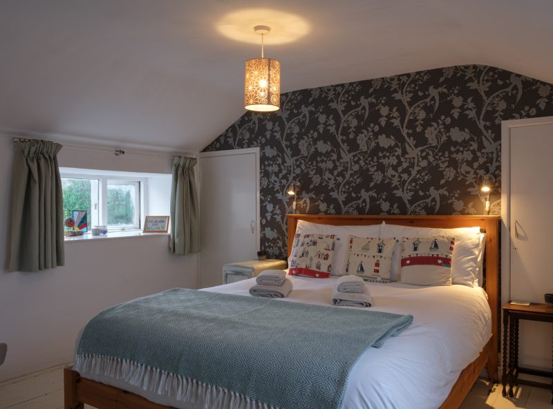 The master bedroom in Banjo Cottage (1)