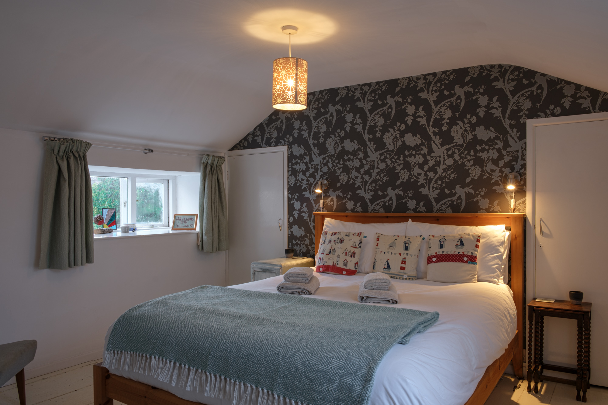 The master bedroom in Banjo Cottage (1)