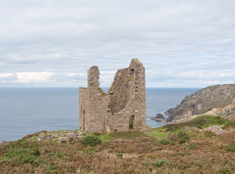 Wheal Edward Engine House with the sea and Crowns Engine Houses beyond, from the SW Coast Path 02_10_24-1